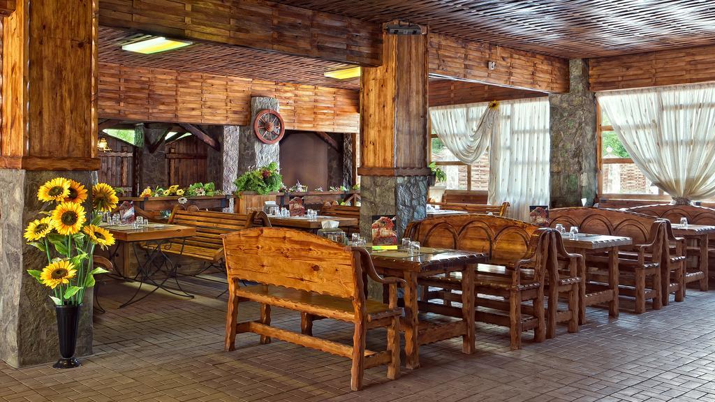 Hotel Edem Karaganda Luaran gambar