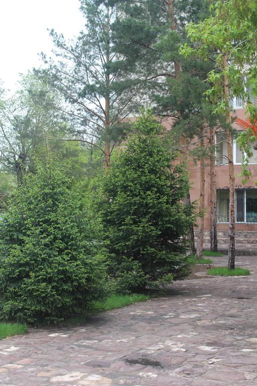 Hotel Edem Karaganda Luaran gambar