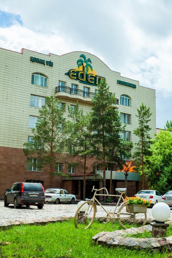 Hotel Edem Karaganda Luaran gambar