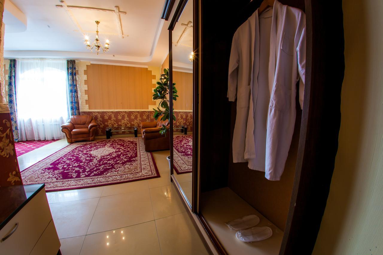 Hotel Edem Karaganda Luaran gambar