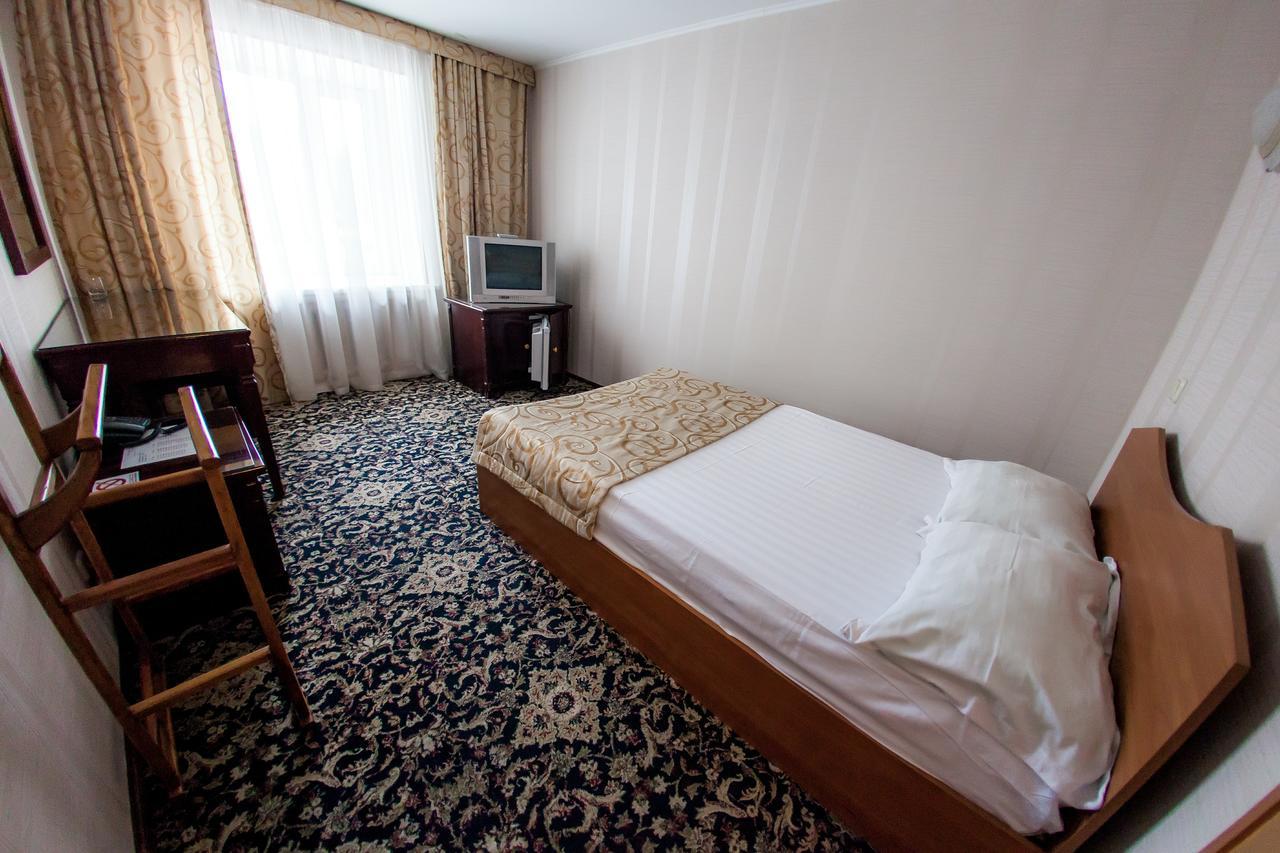 Hotel Edem Karaganda Luaran gambar