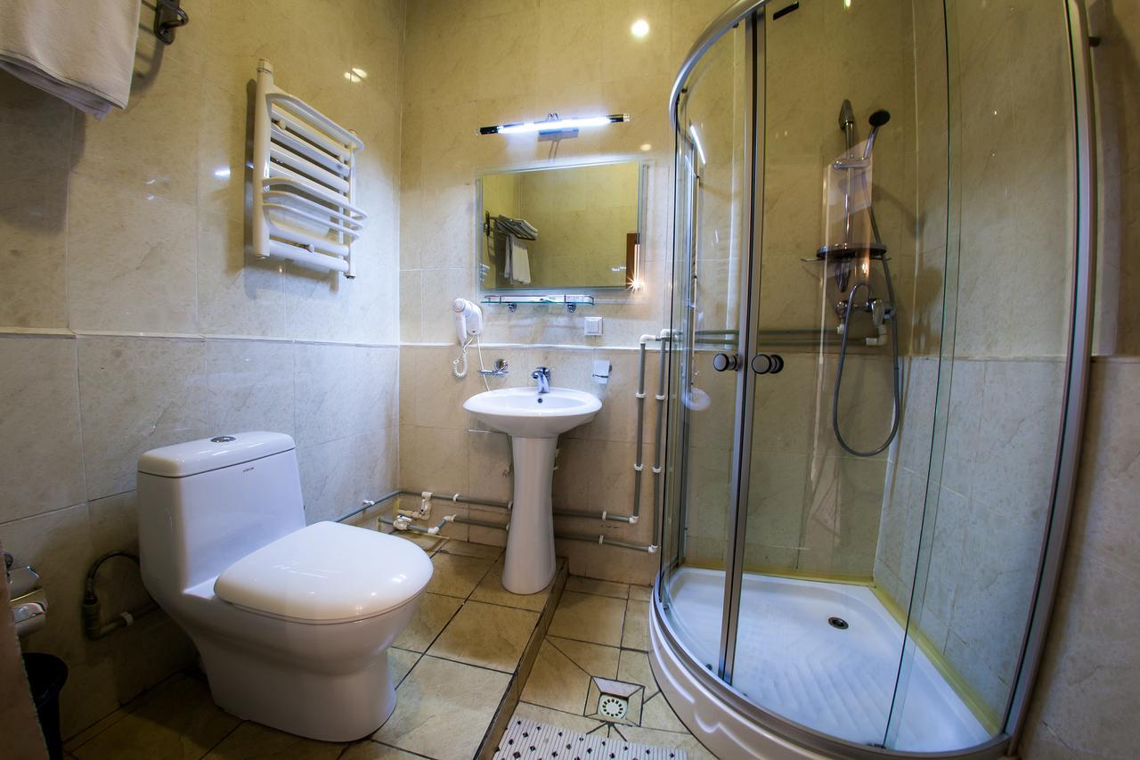 Hotel Edem Karaganda Luaran gambar