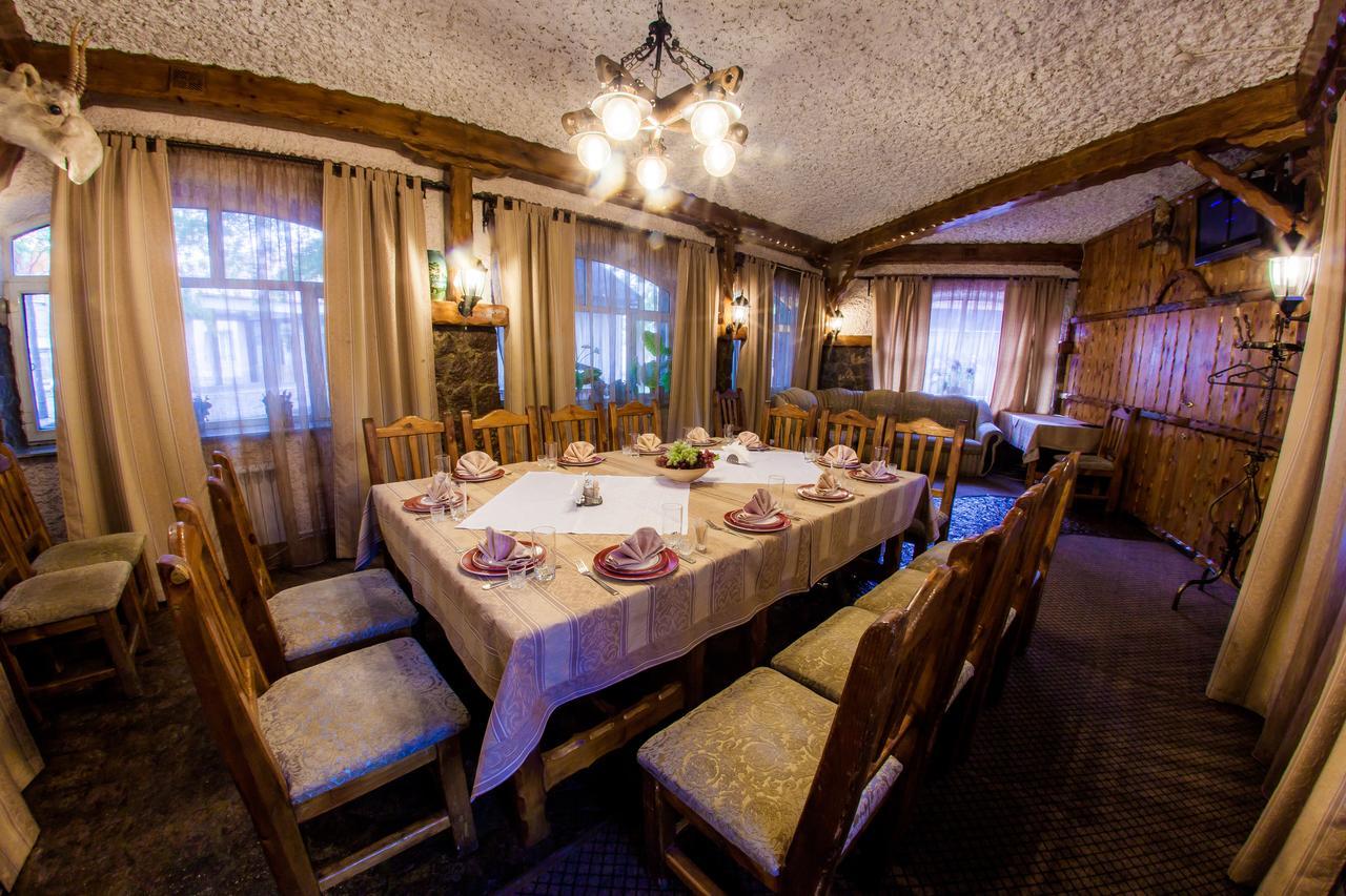 Hotel Edem Karaganda Luaran gambar