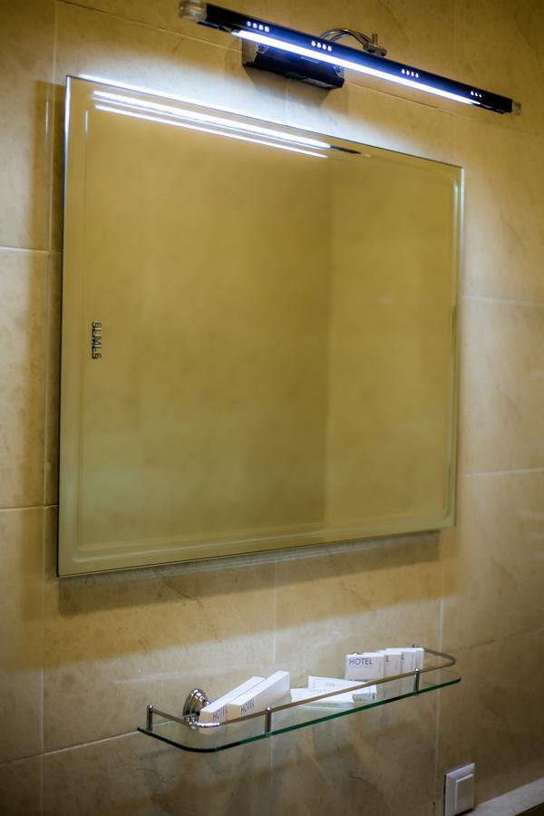 Hotel Edem Karaganda Luaran gambar